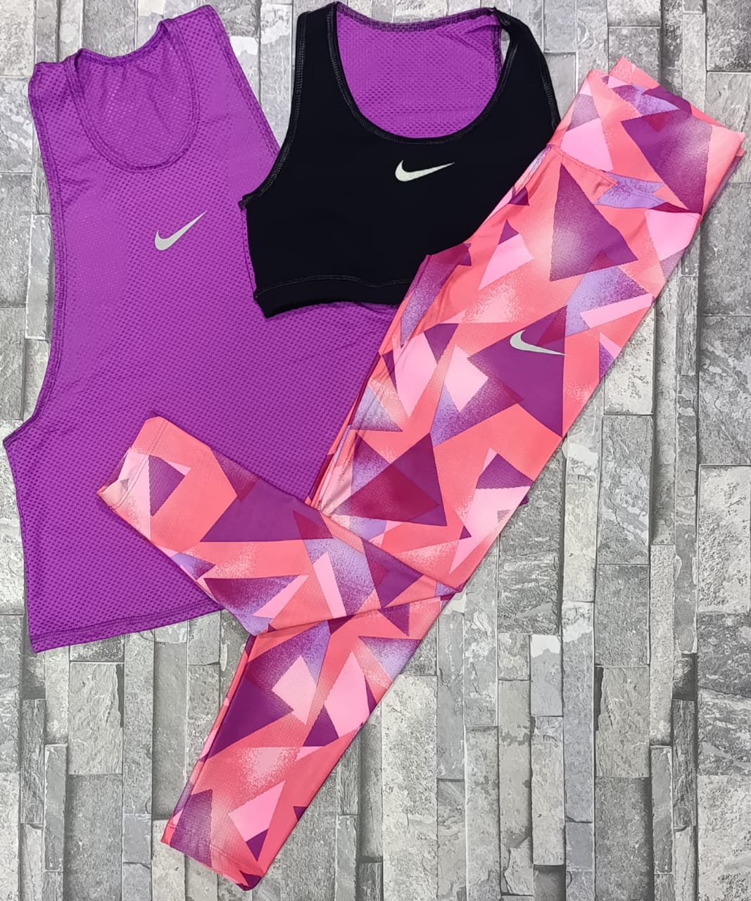 CONJUNTO TRIO LEGGINS, TOP Y BLUSA