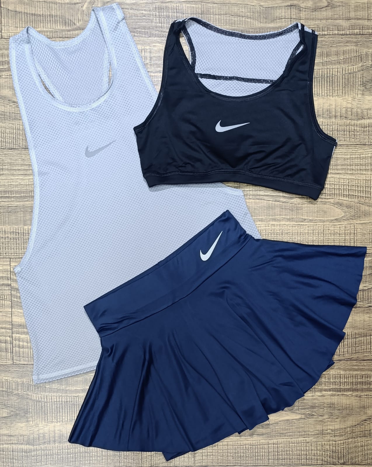 CONJUNTO TRIO FALDA, TOP, BLUSA