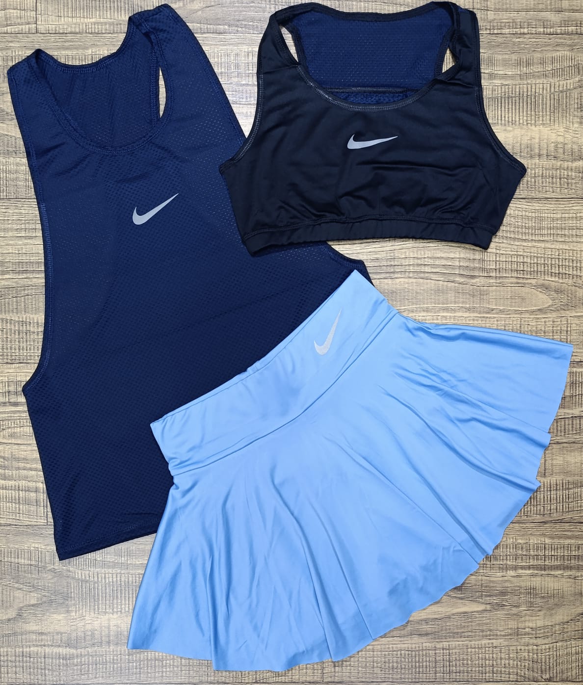 CONJUNTO TRIO FALDA, TOP, BLUSA