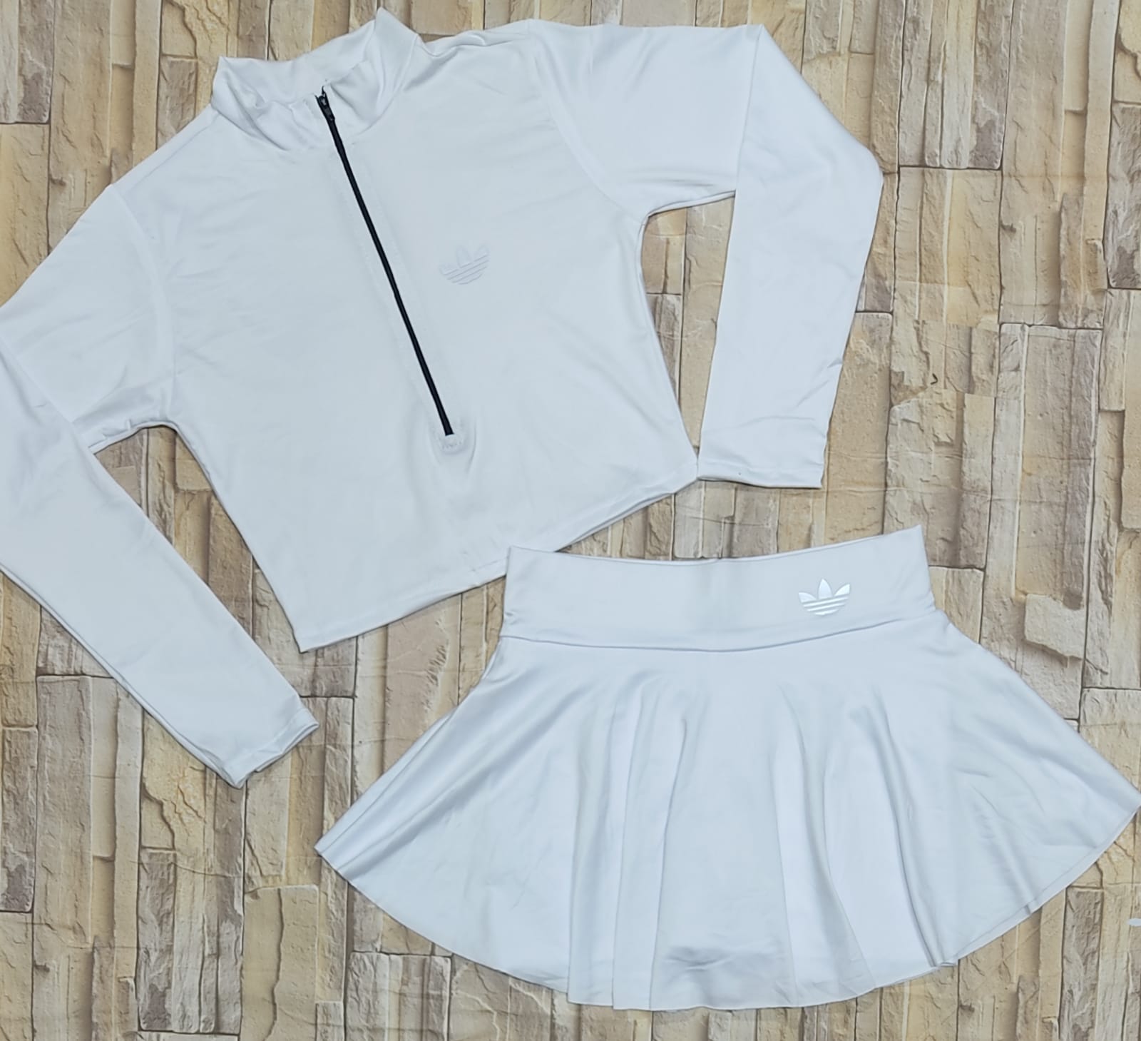 CONJUNTO DUO FALDA, BUZO