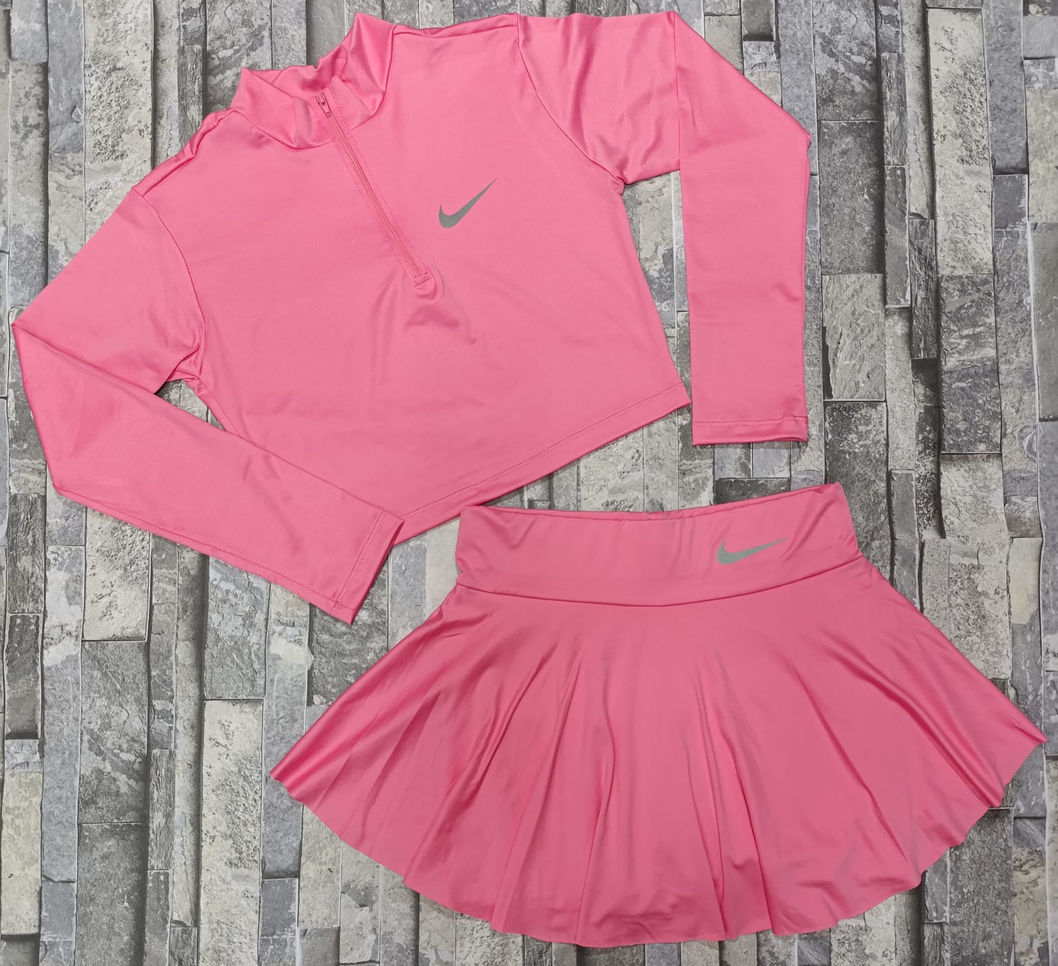 CONJUNTO DUO FALDA, BUZO
