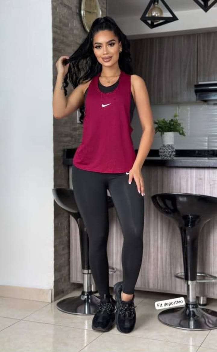 CONJUNTO TRIO LEGGINS, TOP Y BLUSA