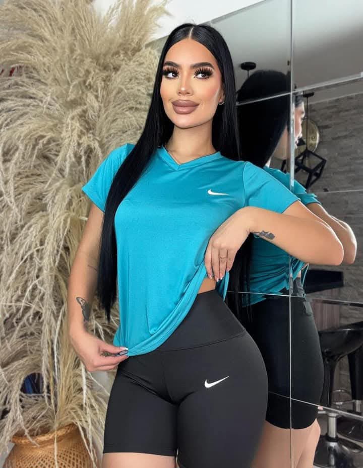 CONJUNTO DUO SHORT Y CAMISETA