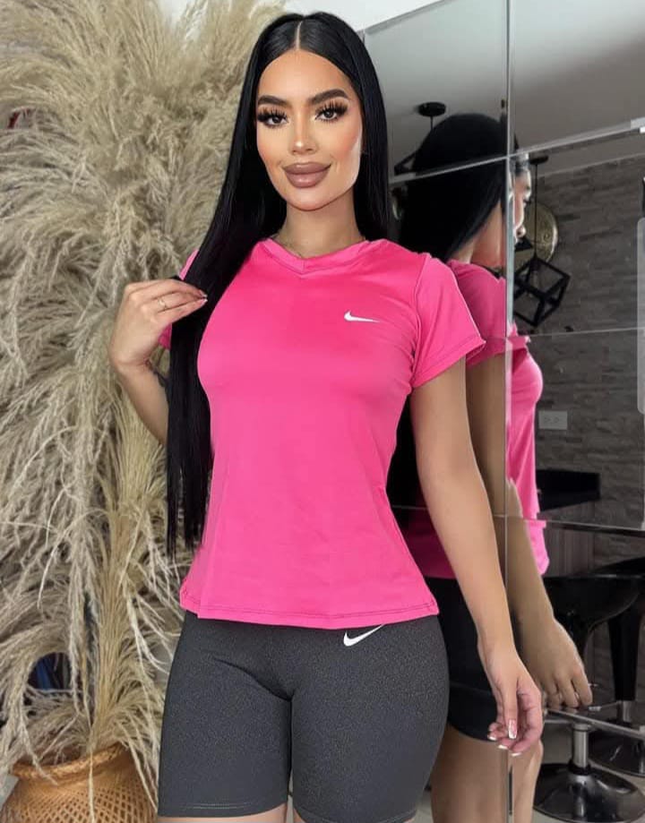 CONJUNTO DUO SHORT Y CAMISETA