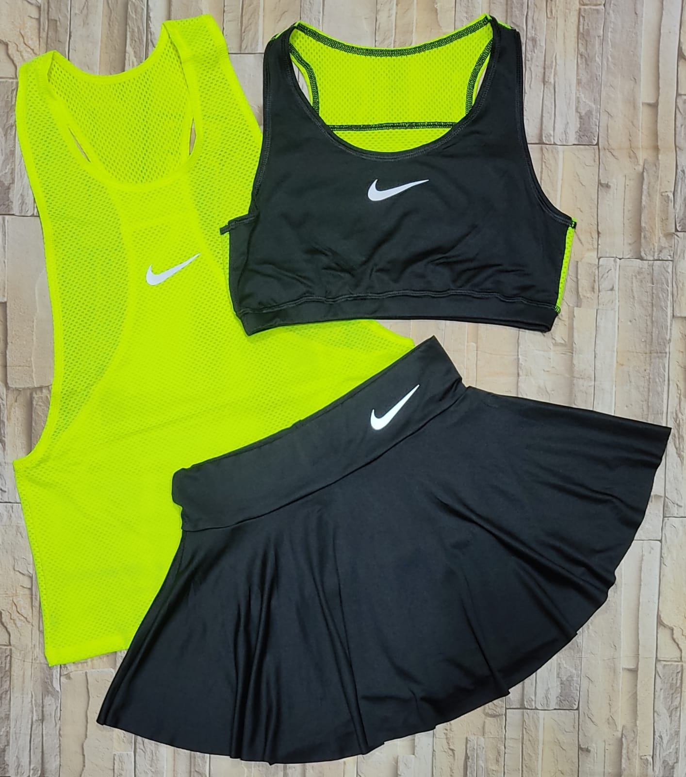 CONJUNTO TRIO FALDA, TOP, BLUSA