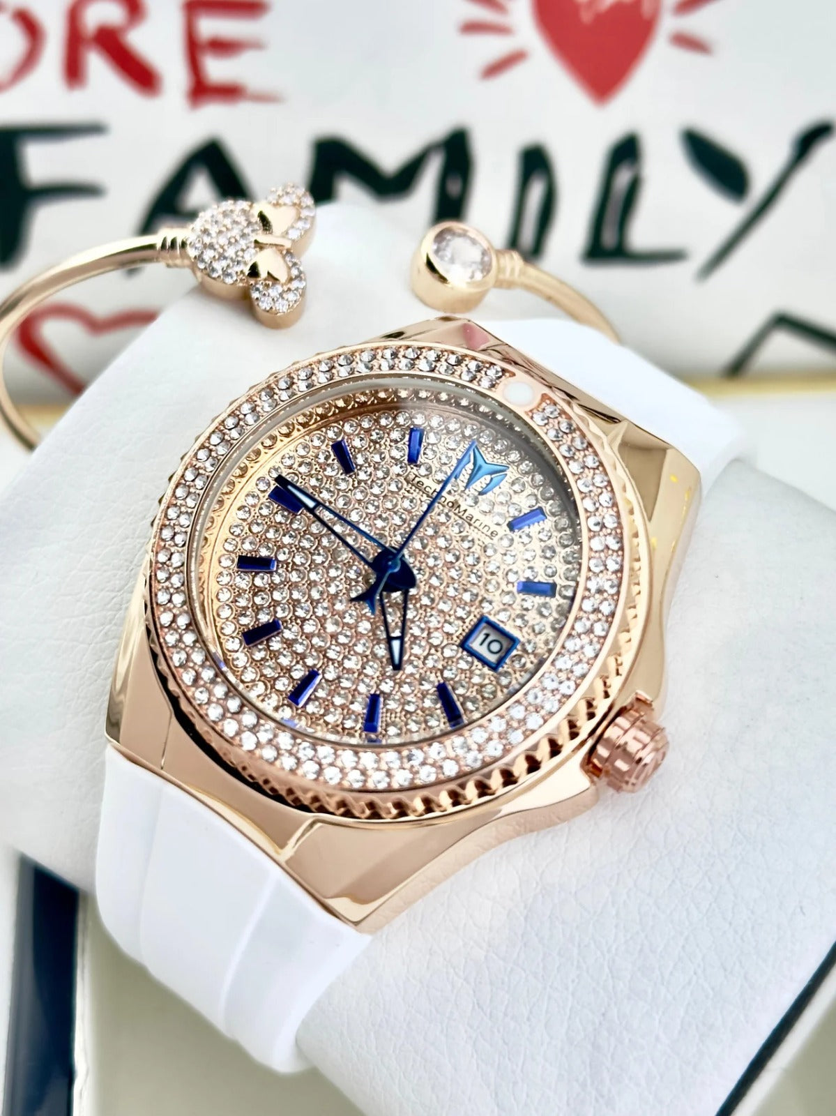 NVICTA TECHNOMARINE DAMA